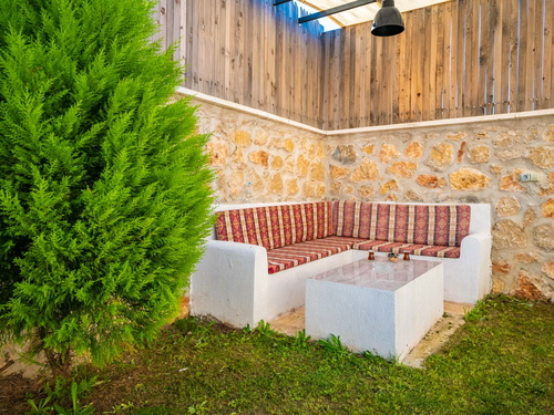  gece  -  Kasım
  | Kalkan Akbel’de Jakuzili ve Isıtmalı Havuzlu Muhafazakar Kiralık Villa | 4 Kişilik Tatil
